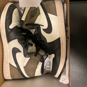 Air Jordan 1 Mocha